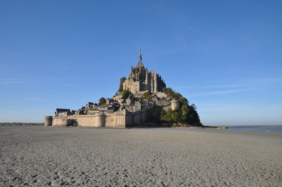 Les bancs de sables près du Mont-Saint-Michel